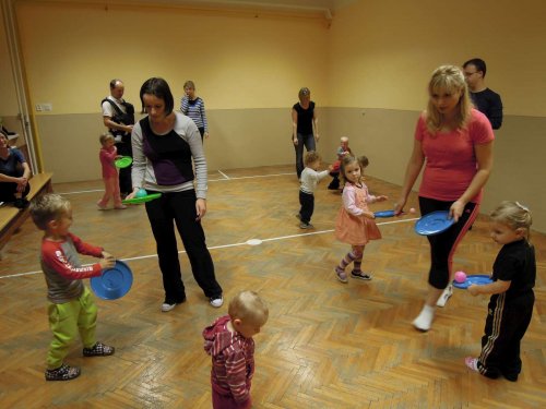 Hravé cvičení pro děti a rodiče - 7.11.2013